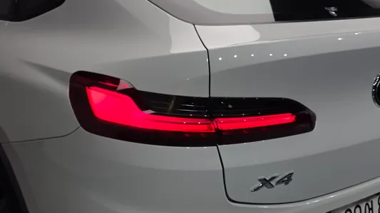 BMW X4 (G02) xDrive20i M X 2020 23