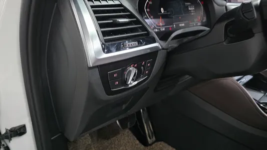 BMW X4 (G02) xDrive20i M X 2020 27
