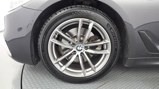 BMW 5 Series (G30) 520i M 2020 5