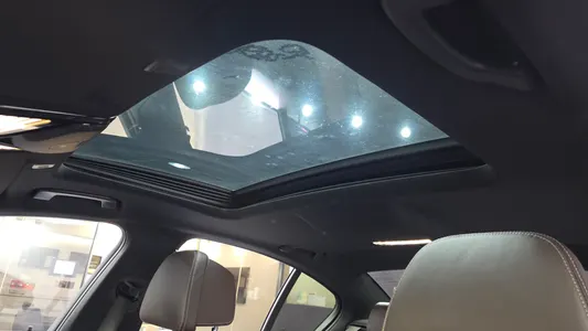 BMW 5 Series (G30) 520i M 2020 19