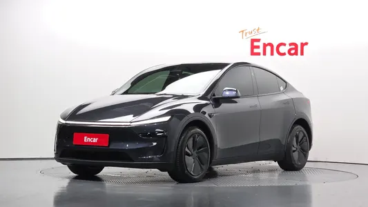 Tesla Y RWD 2026
