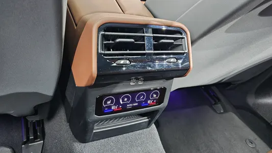 BMW i5 (G60) eDrive 40 M 2023 17