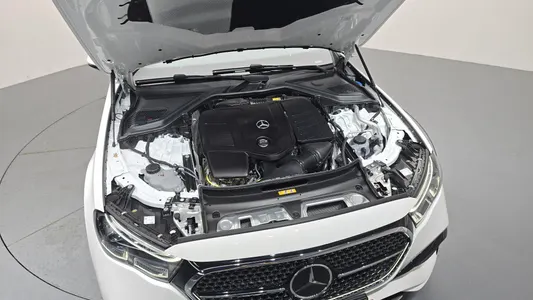 Mercedes-Benz E-Class W214 E300 4MATIC AMG Line 2026 6