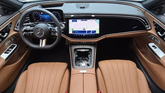 Mercedes-Benz E-Class W214 E300 4MATIC AMG Line 2026 7