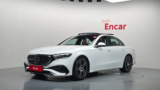 Mercedes-Benz E-Class W214 E300 4MATIC AMG Line 2026