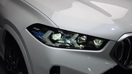 BMW X6 (G06) xDrive40i M 2025 22