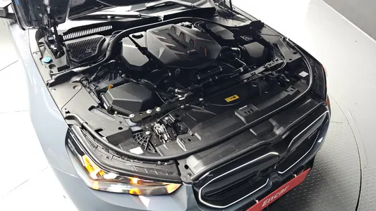 BMW M5 (G90) M5 2026 6
