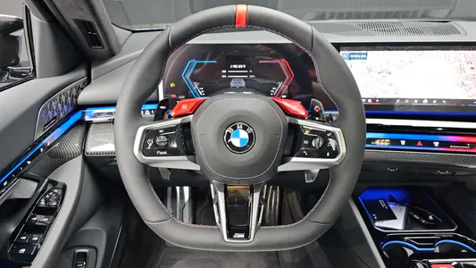 BMW M5 (G90) M5 2026 13