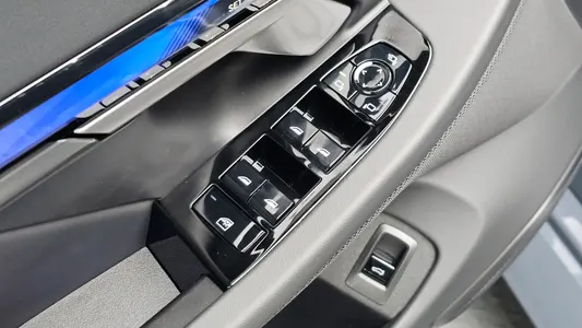 BMW M5 (G90) M5 2026 32