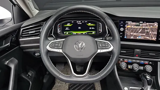 Volkswagen 7 1.5 TSI 2022 12