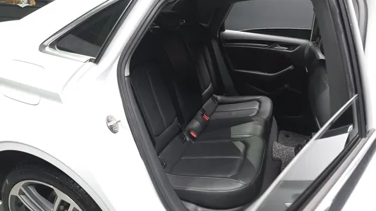 Audi A3 40 TFSI 2019 12