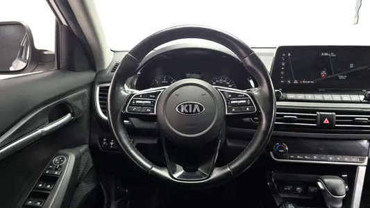Kia Seltos 1.6 2WD 2020 12