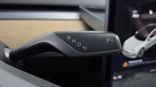 Tesla 3 AWD 2021 9