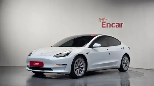Tesla 3 AWD 2021