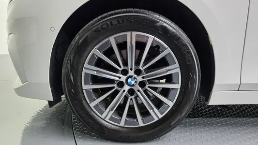 BMW 2 Series Tourer (U06) 218d 2022 4