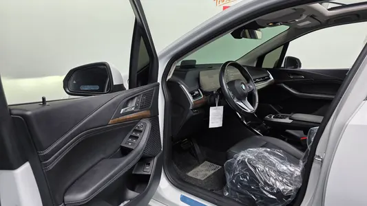 BMW 2 Series Tourer (U06) 218d 2022 9
