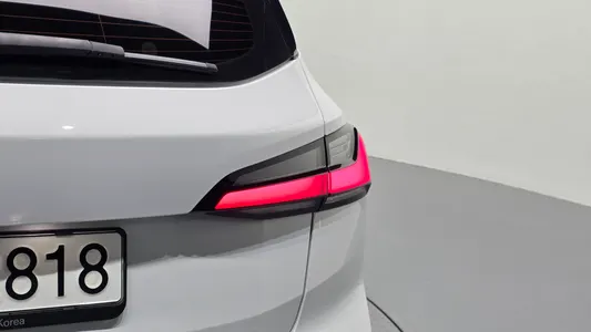 BMW 2 Series Tourer (U06) 218d 2022 23