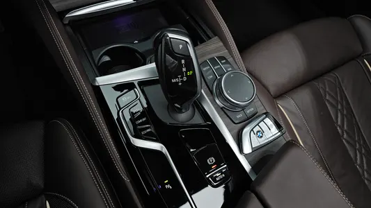 BMW 5 Series (G30) 530i M 2020 8