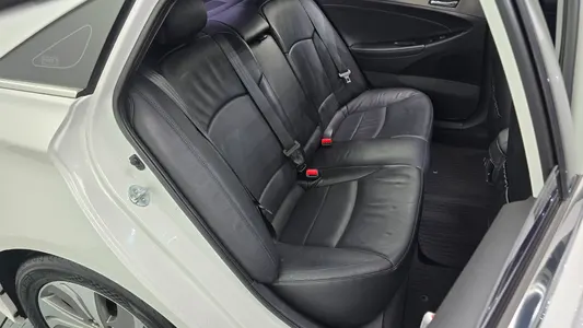 Hyundai 쏘나타 하이브리드 2.0 2013 11