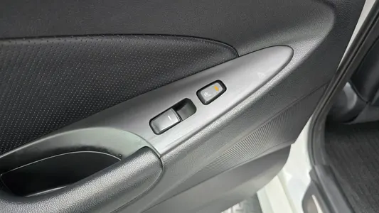 Hyundai 쏘나타 하이브리드 2.0 2013 18