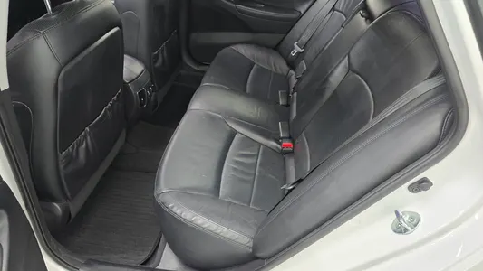 Hyundai 쏘나타 하이브리드 2.0 2013 26