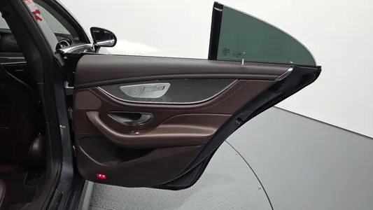Mercedes-Benz CLS-Class C257 CLS300d AMG Line 2019 25