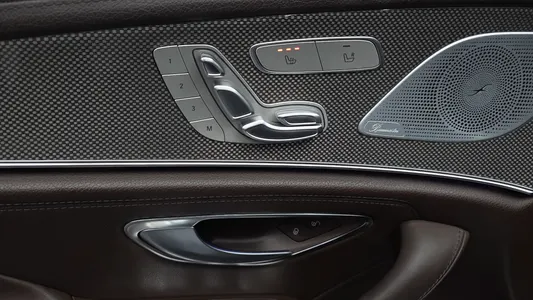 Mercedes-Benz CLS-Class C257 CLS300d AMG Line 2019 31