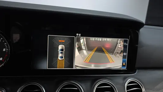 Mercedes-Benz E-Class W213 E220d 2017 15