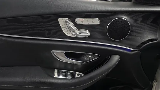 Mercedes-Benz E-Class W213 E220d 2017 18