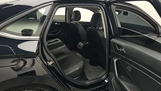 Volkswagen 7 1.4 TSI 2021 12