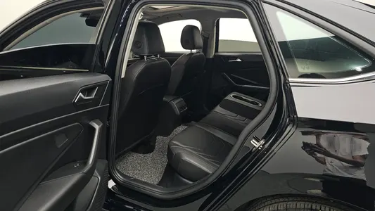 Volkswagen 7 1.4 TSI 2021 27