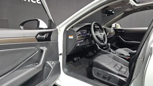 Volkswagen 7 1.4 TSI 2021 10