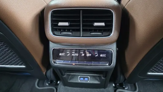 Mercedes-Benz GLE-Class W167 GLE350 4MATIC 2026 34