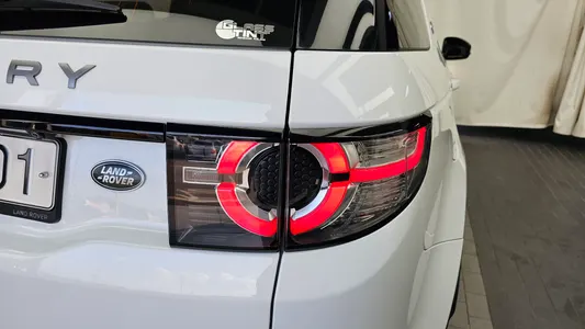 Land Rover 디스커버리 스포츠 2.0 TD4 SE (150) 2018 23