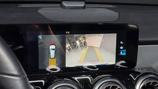 Mercedes-Benz GLB-Class X247 GLB200 d 2021 15