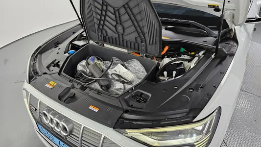 Audi e- 55 2021 6