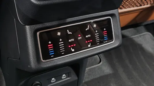 Audi e- 55 2021 15