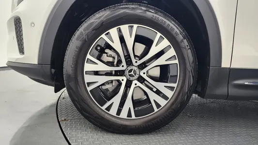 Mercedes-Benz GLB-Class X247 GLB200 d 2024 5
