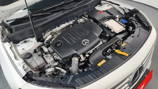 Mercedes-Benz GLB-Class X247 GLB200 d 2024 6