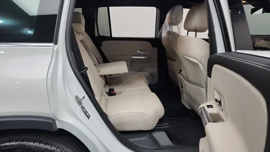 Mercedes-Benz GLB-Class X247 GLB200 d 2024 11
