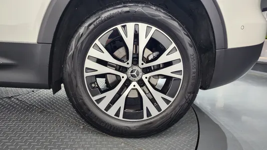 Mercedes-Benz GLB-Class X247 GLB200 d 2024 21