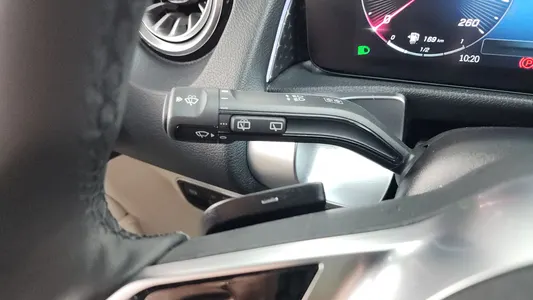 Mercedes-Benz GLB-Class X247 GLB200 d 2024 28