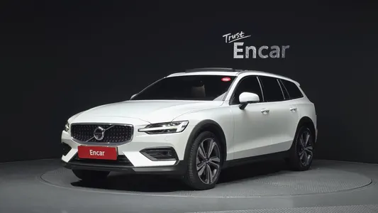 Volvo V60 2 T5 AWD 2019