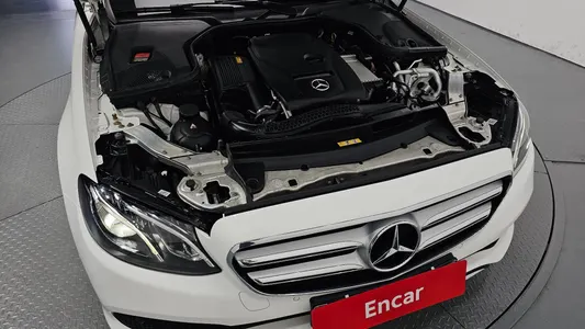 Mercedes-Benz E-Class W213 E300 2019 6