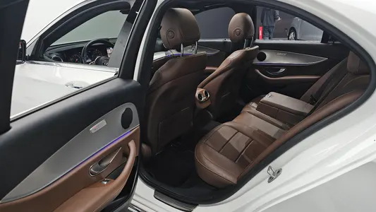 Mercedes-Benz E-Class W213 E300 2019 12
