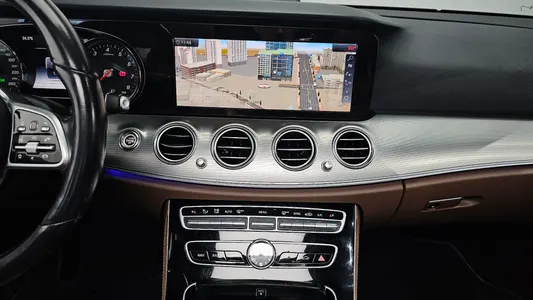 Mercedes-Benz E-Class W213 E300 2019 14