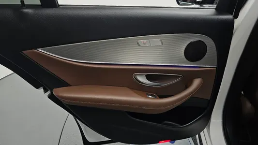 Mercedes-Benz E-Class W213 E300 2019 25