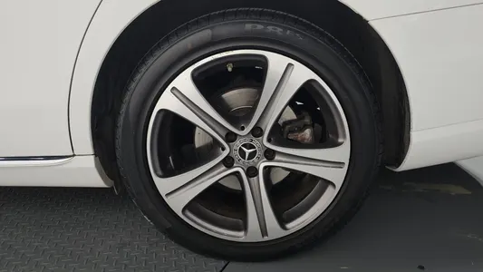 Mercedes-Benz E-Class W213 E300 2019 21