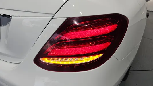 Mercedes-Benz E-Class W213 E300 2019 23