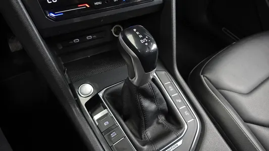 Volkswagen 2 2.0 TDI 4 2021 9